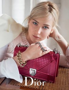 Jennifer-Lawrence-Dior-Spring-2016-Handbags-Campaign04