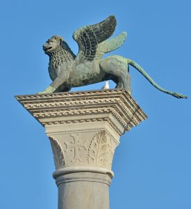 the_lion_of_san_mark_on_piazzetta_san_marco_venice