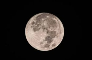 Լուսինն աստիճանաբար հեռանում է Երկրից․ հետաքրքիր փաստեր Լուսնի մասին