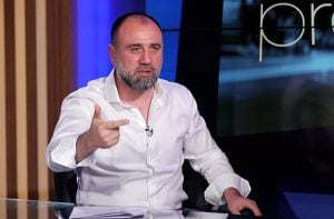 «Մեր մոտ թուրքերեն չեն հասկանում»․ Մխիթարյանը՝ Գյումրիի օրը Փաշինյանի կողմից չշնորհավորելու մասին «Մեր մոտ թուրքերեն չեն հասկանում»․ Մխիթարյանը՝ Գյումրիի օրը Փաշինյանի կողմից չշնորհավորելու մասին